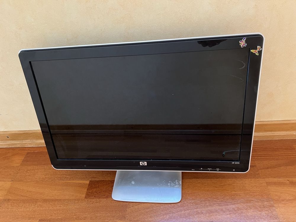 Monitor (Gebraucht) in Stetten SH für CHF 2 – nur Abholung auf Ricardo ...
