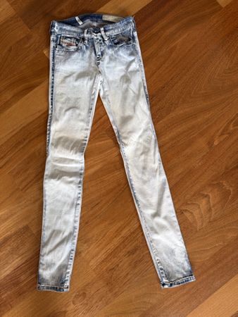 Diesel Jeans Skinzee-Low Stretch blau Grösse W23 L30