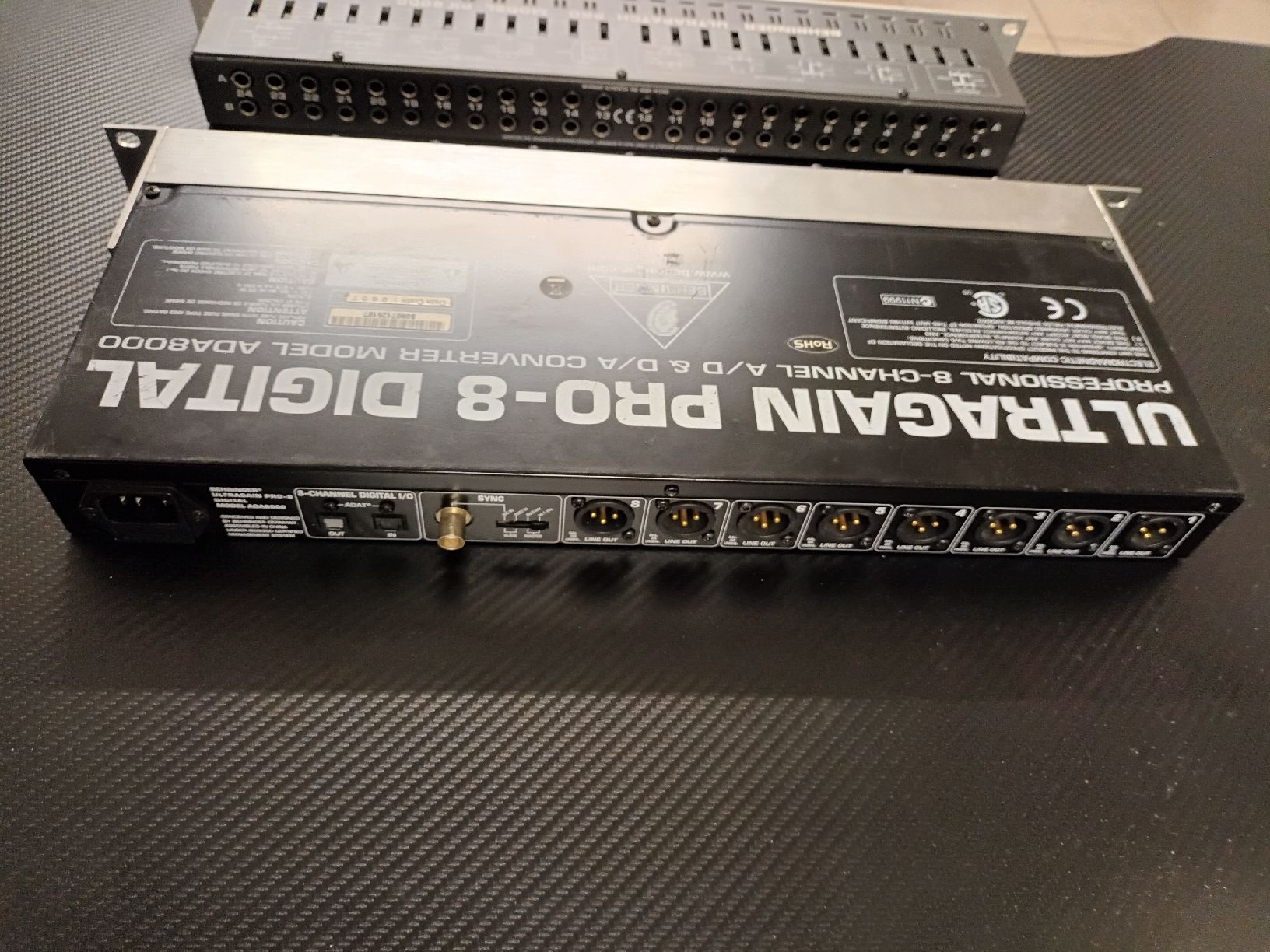 Console di mixaggio: Behringer Ultragain Pro-8 ADA8000 + Ultapatch PX 2000 – Difettoso da Caneggio venduto da matte123 1