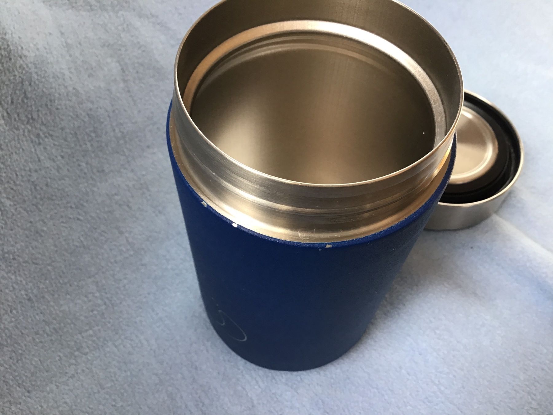 Contenitori & Simili: Chilly's Isolierbehälter blau 500 ml – Usato da Rotkreuz venduto da GerberaSpider08 4