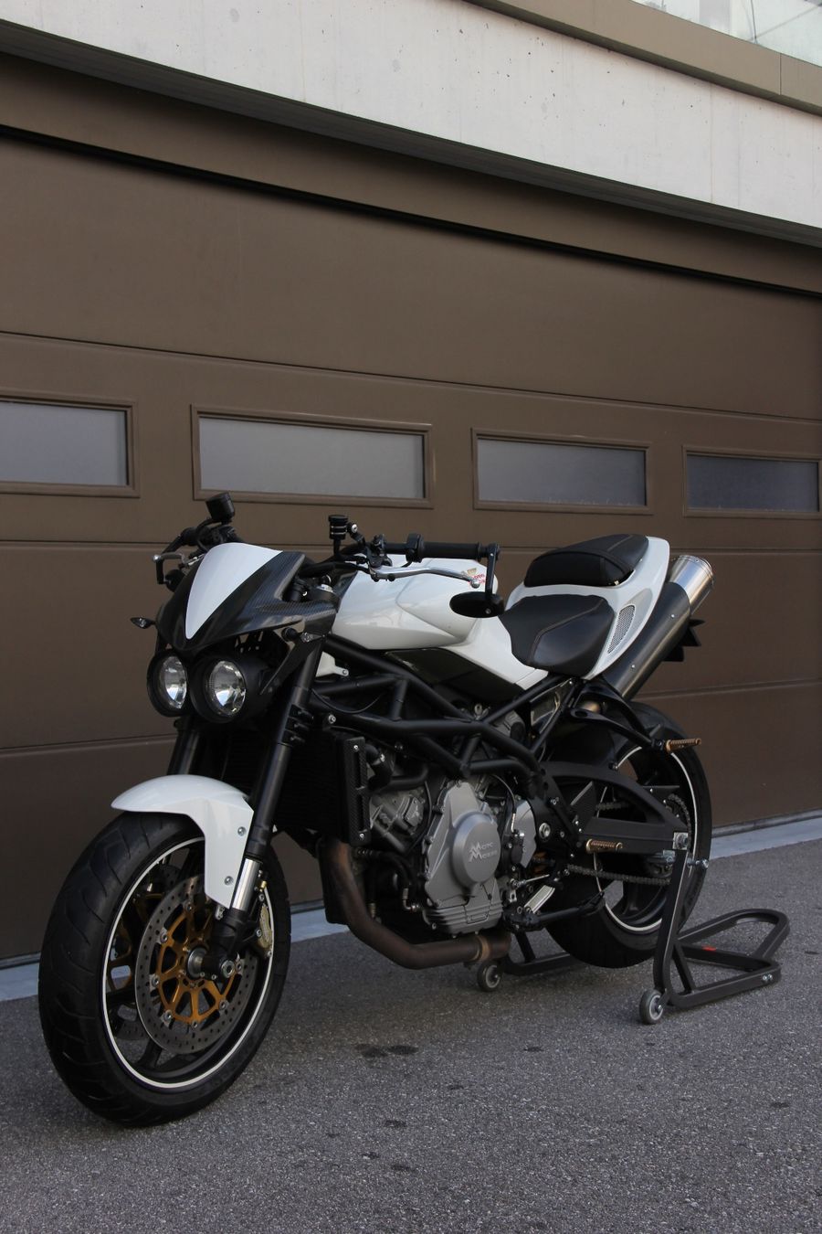 Moto Morini Strada: Moto Morini Corsaro Veloce 1200 – Usato da Maienfeld venduto da FBen