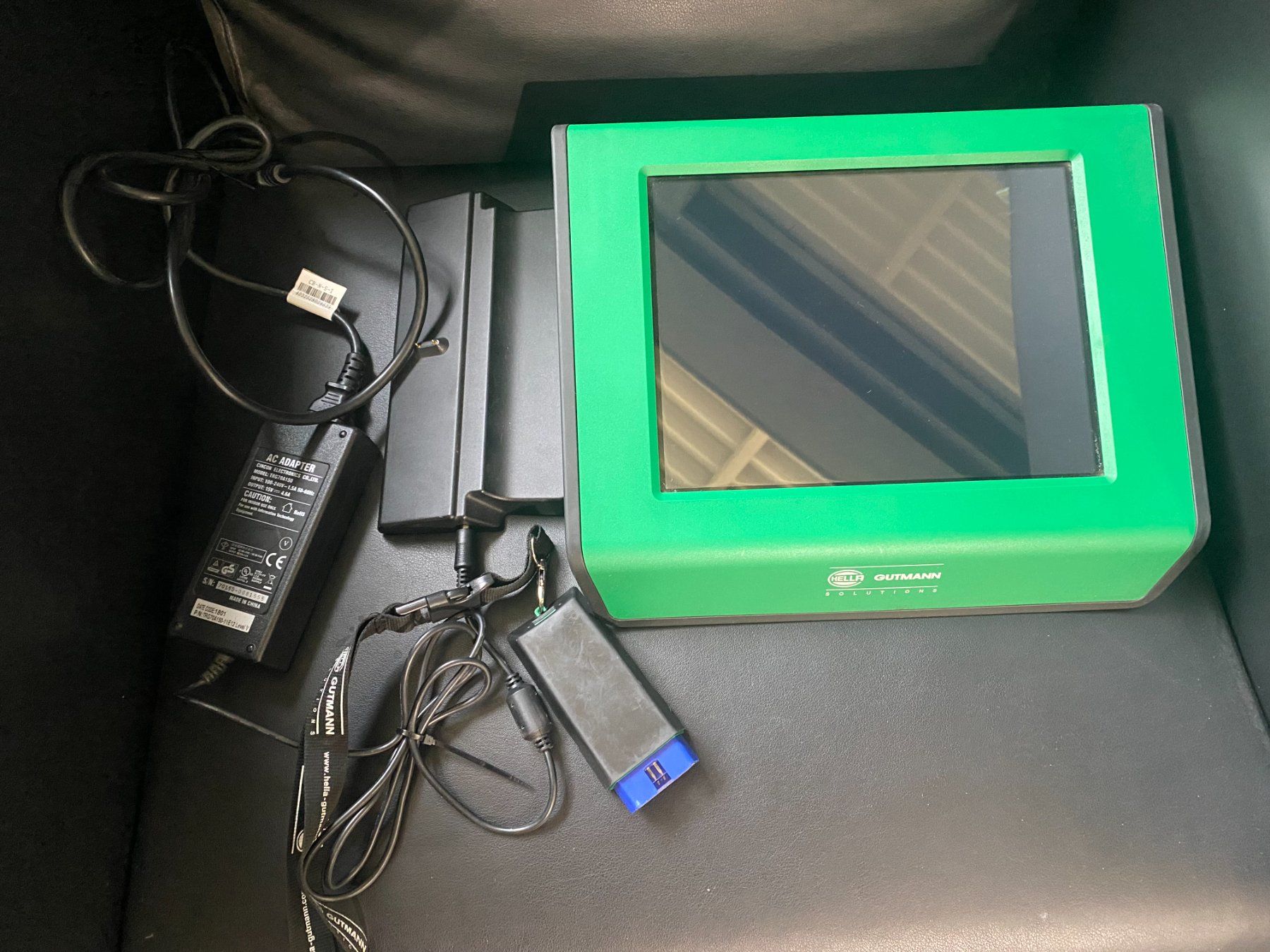 Hella Gutmann Misurare: HELLA Gutmann Solutions Mega Macs 56 Diagnosegerät. – Usato da Güttingen venduto da Shanenros 1