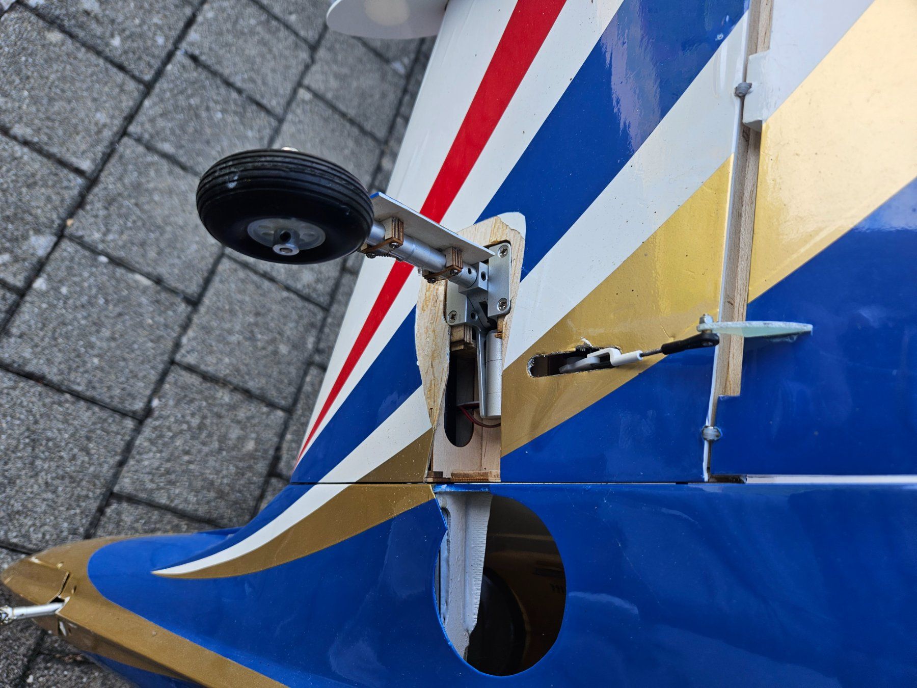 RC Kits de montage: Sebart Mini Avanti – D'occasion à Killwangen par Saegezahn 4