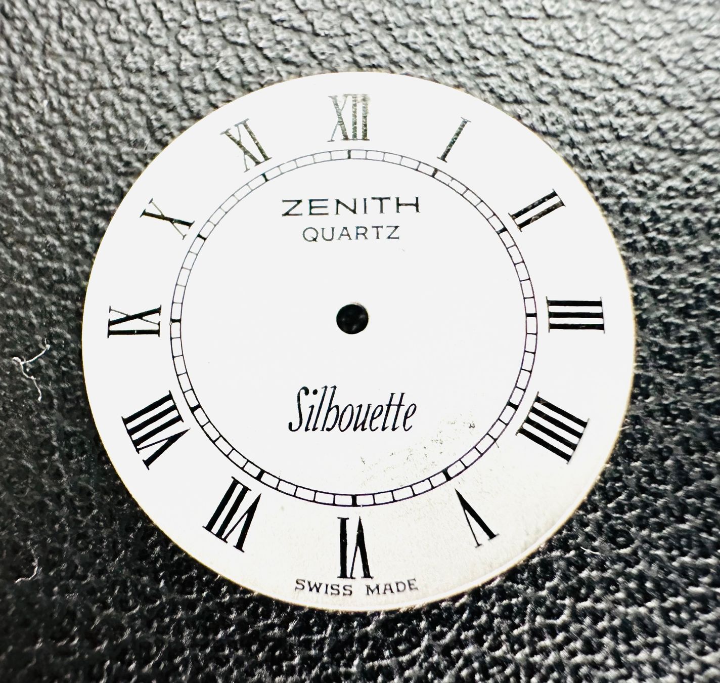 Zenith Orologi: ZÉNITH - CADRAN ZÉNITH QUARTZ SILHOUETTE 20 mm – Usato da Conthey venduto da advisia