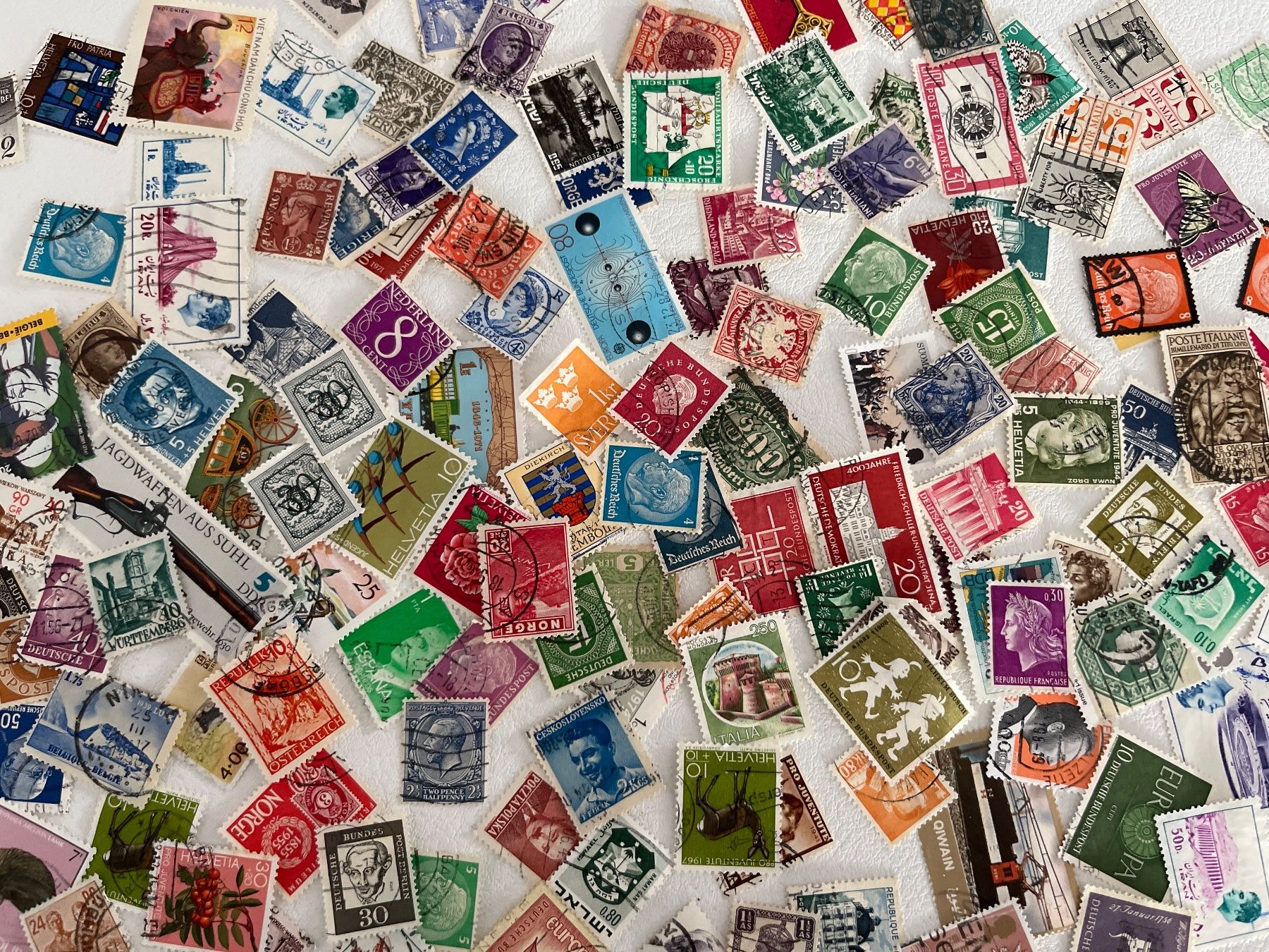 Tutti i francobolli: Lot 15: Lot mit Mix Briefmarke – Usato da Chiasso venduto da AzenYa 1