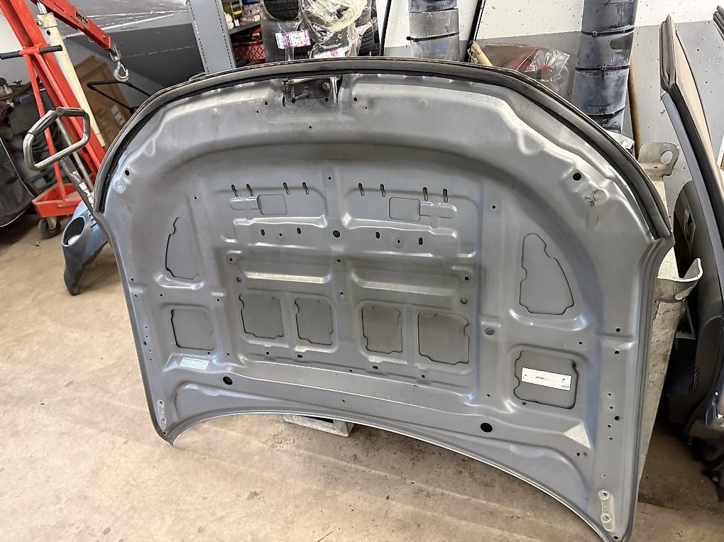 Ganci per rimorchio: Subaru Forester Türen  – Usato da Sattel venduto da Timo14 3