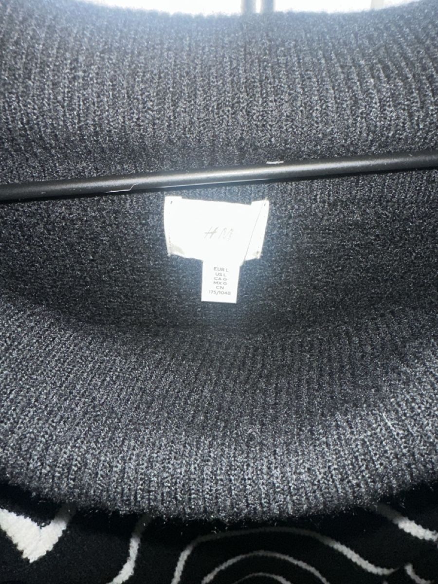 H&M Maglioni & Felpe: Pullover – Usato da Zürich venduto da sommer121 1