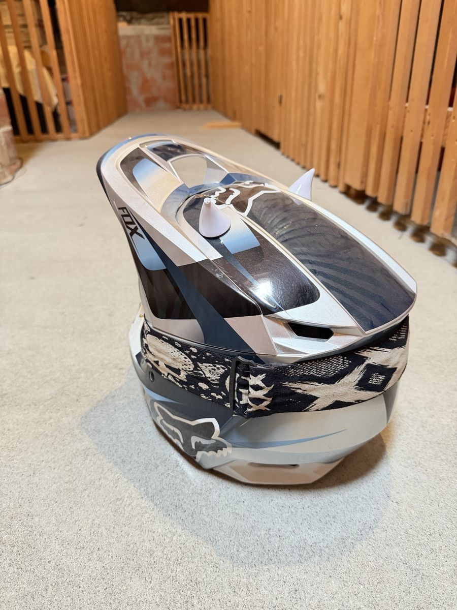 Fox Caschi & visiere: Fox Motocross Helm mit Brille – Usato da Strengelbach venduto da dwarf_11 1