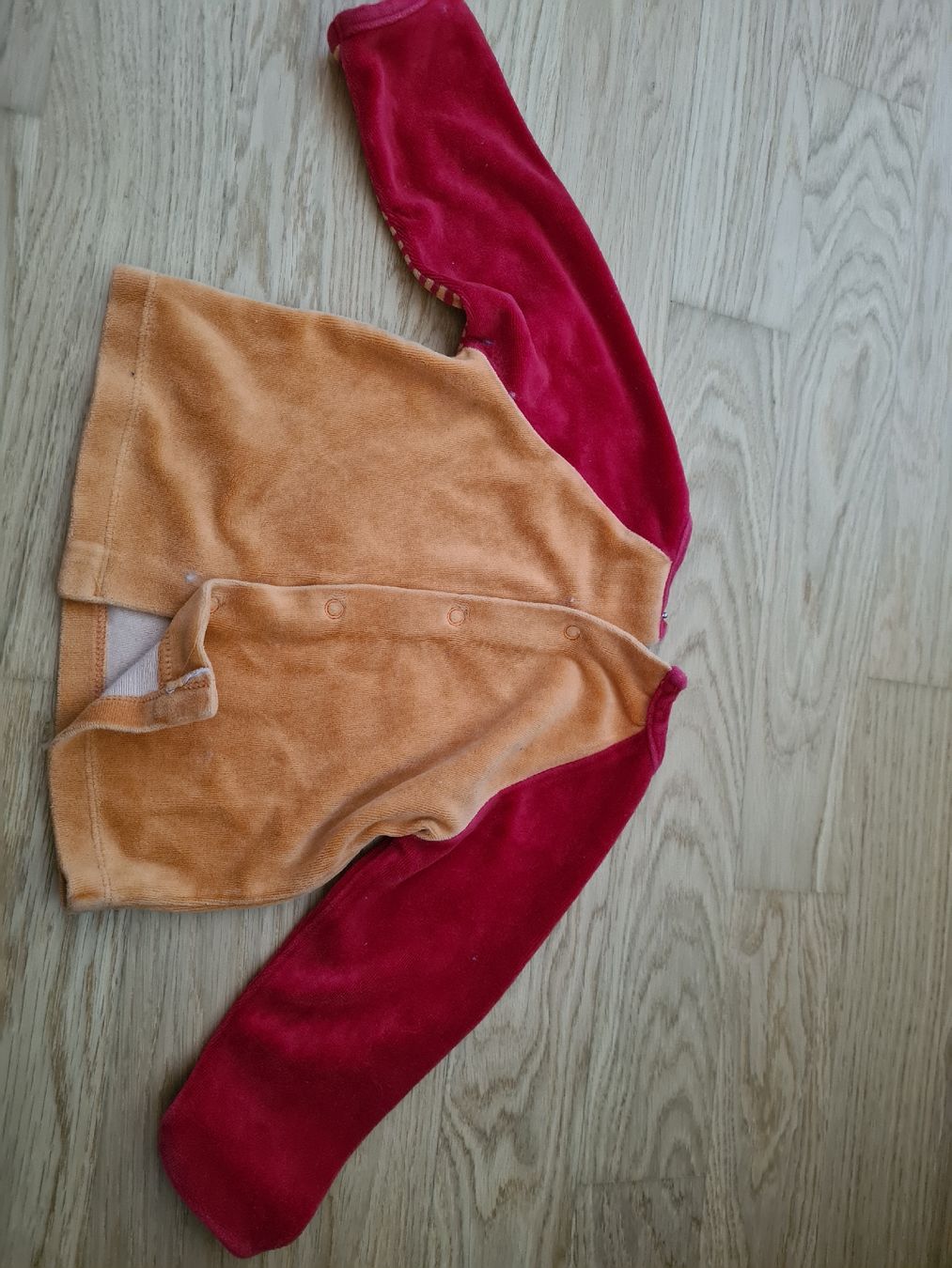 Maglioni & Felpe: Kinder Pullover 67cm guter Zustand – Usato da Horw venduto da Mirii91 3