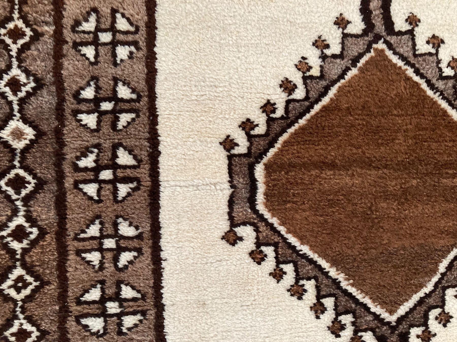 Gabbeh Teppiche: Echter Orientteppich, Handgeknüpft, Vintage, – Gebraucht aus Baar von Johan016 2