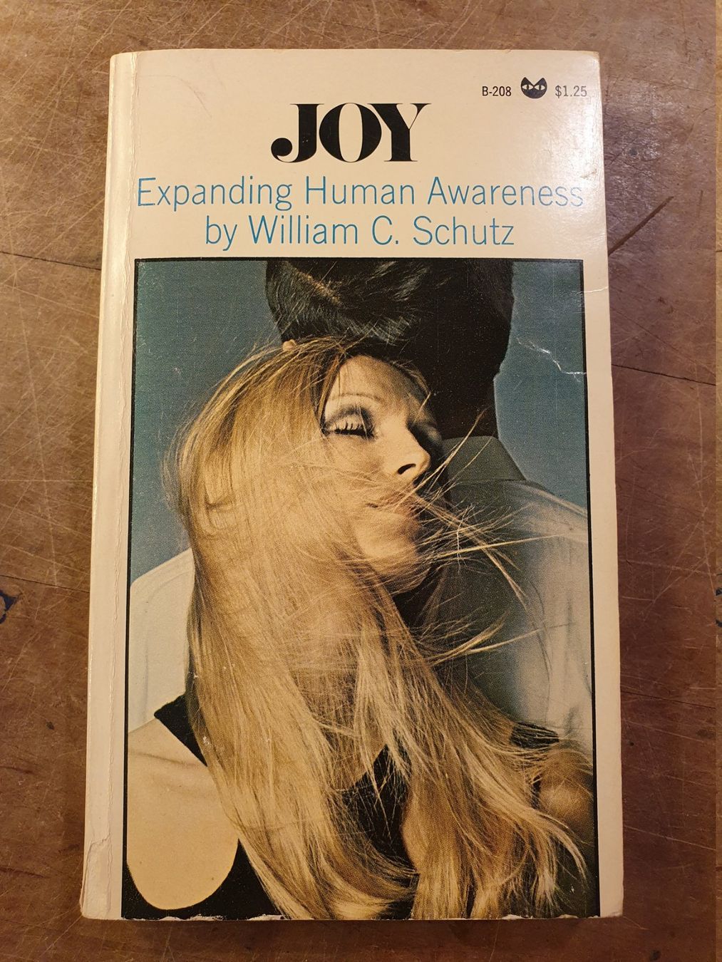 Libri: Joy - William C. Schutz – Usato da Zürich venduto da loosebone