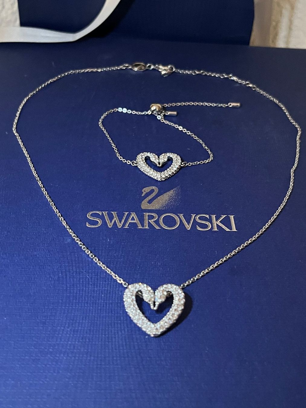 Swarovski Altri gioielli: Swarovski Set kette und Armband – Usato da Kirchleerau venduto da Dalmi220