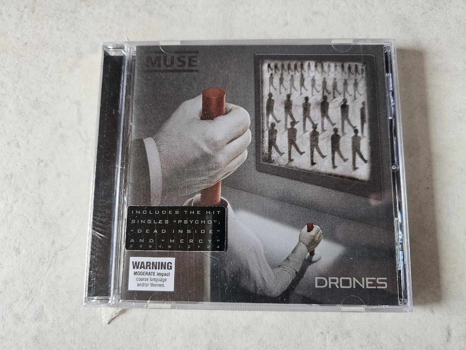 CDs: Muse  -  Drones  /  Fabrikneu – Neu und originalverpackt aus Schneisingen von backstore24