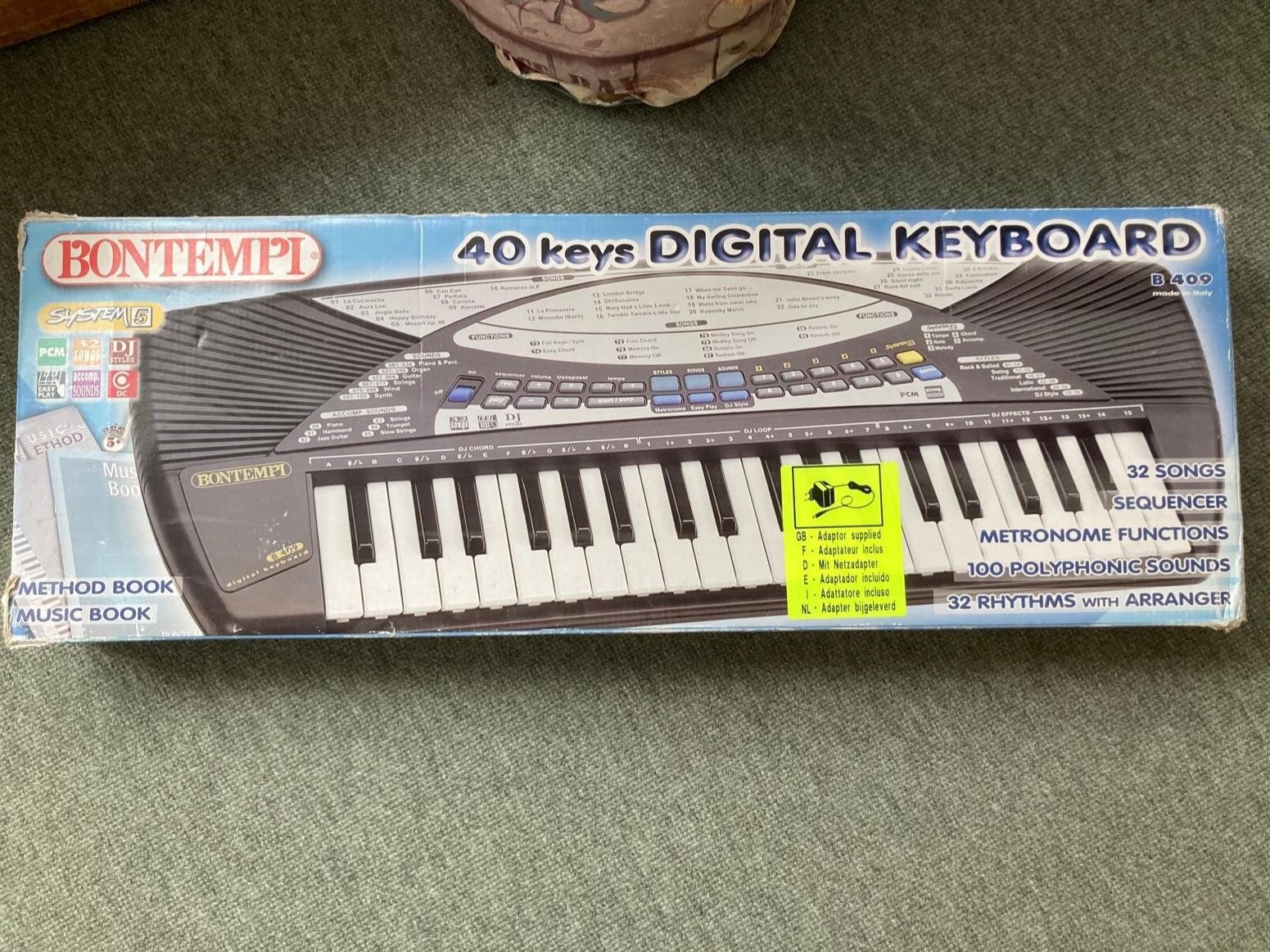 Bontempi Strumenti musicali: Bontempi Keyboard, 40 Keys – Usato da Nidau venduto da Cozybuying
