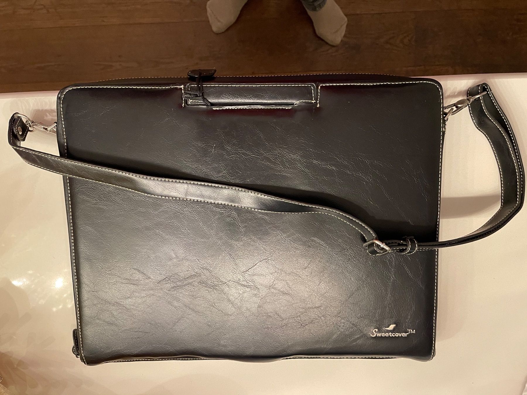 Borse: Sacoche ordinateur cuir / Computertasche aus Leder  - NEUVE – Nuovo e nell'imballaggio originale da Rolle venduto da Sev77 2