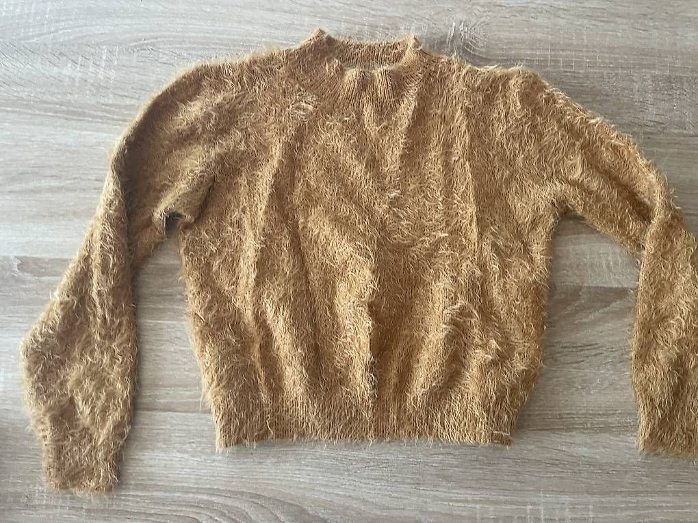 Maglioni & Felpe: Flauschiger Pullover  – Usato da Basel venduto da Make-up-lover 1