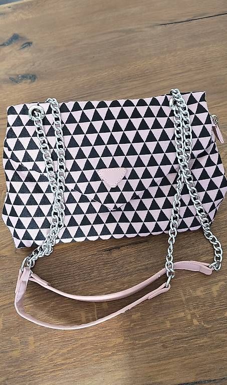Borse da donna: Rosa-schwarze Stoff-Handtasche – Usato da Schlieren venduto da kat_t6xw 4
