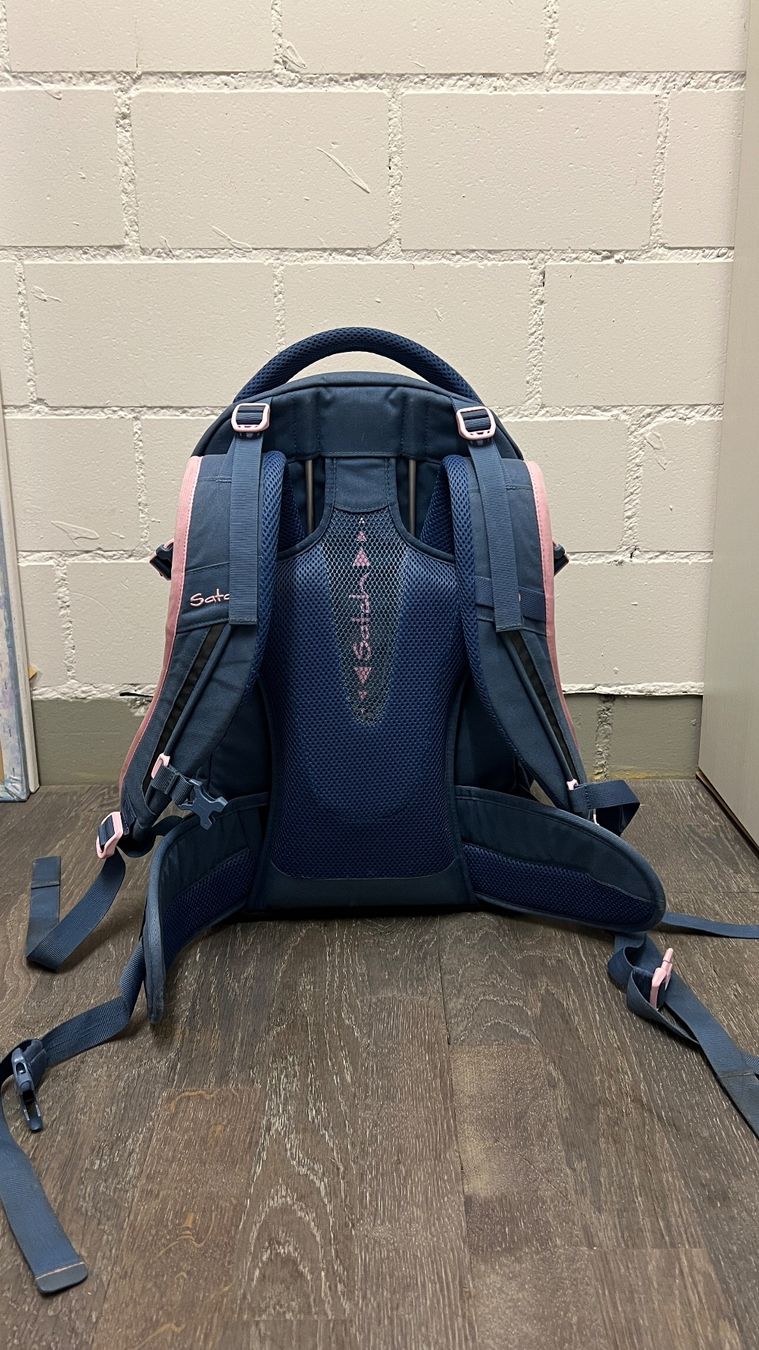 Zaini: Satch Rucksack / Schulrucksack blau-rosa gebraucht – Usato da Langnau am Albis venduto da Yacha-53 2