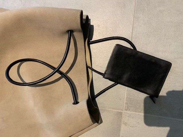 Gucci Sacs femmes: Sac en daim beige de Gucci – D'occasion à St-Aubin-Sauges par Juliezan 5