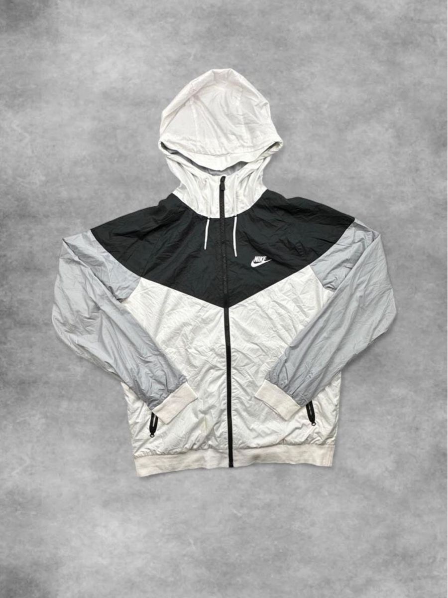 Nike Jacken: Nike jacket – Gebraucht aus Erlinsbach SO von TogaResell