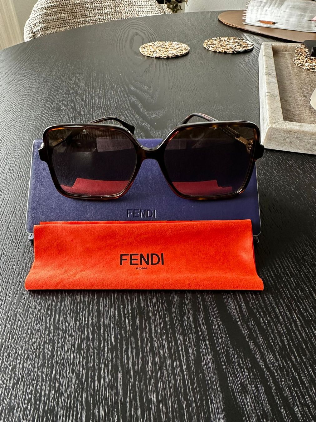 Fendi Brillen & Gläser: Fendi Sonnenbrille FF 0411/S Oversize Luxus – Gebraucht aus Thalwil von victoriaSog 2