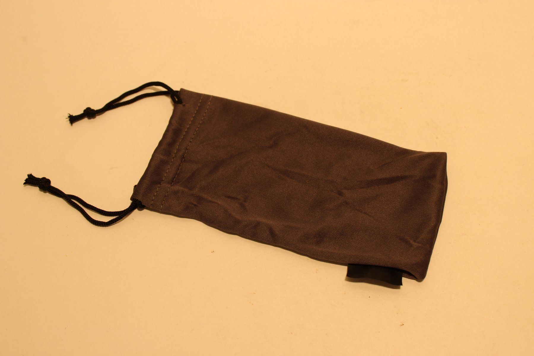 Altro in  Abbigliamento & Accessori: UVEX Brillenetui grau – Nuovo e nell'imballaggio originale da Fehraltorf venduto da haefens 1