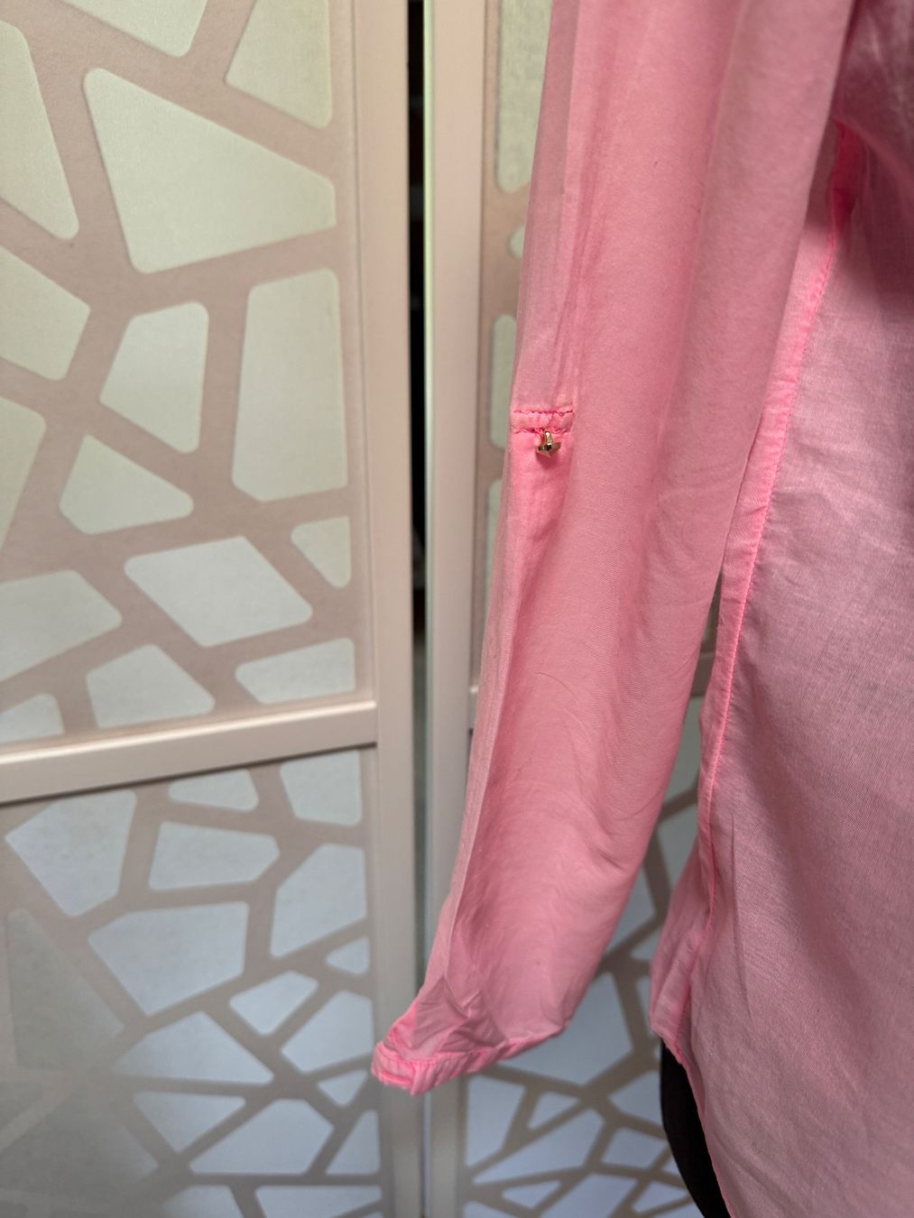 Blusen: Pink summer blouse with button details. S – Neu (gemäss Beschreibung) aus Grund b. Gstaad von PlageNeigeplus 2