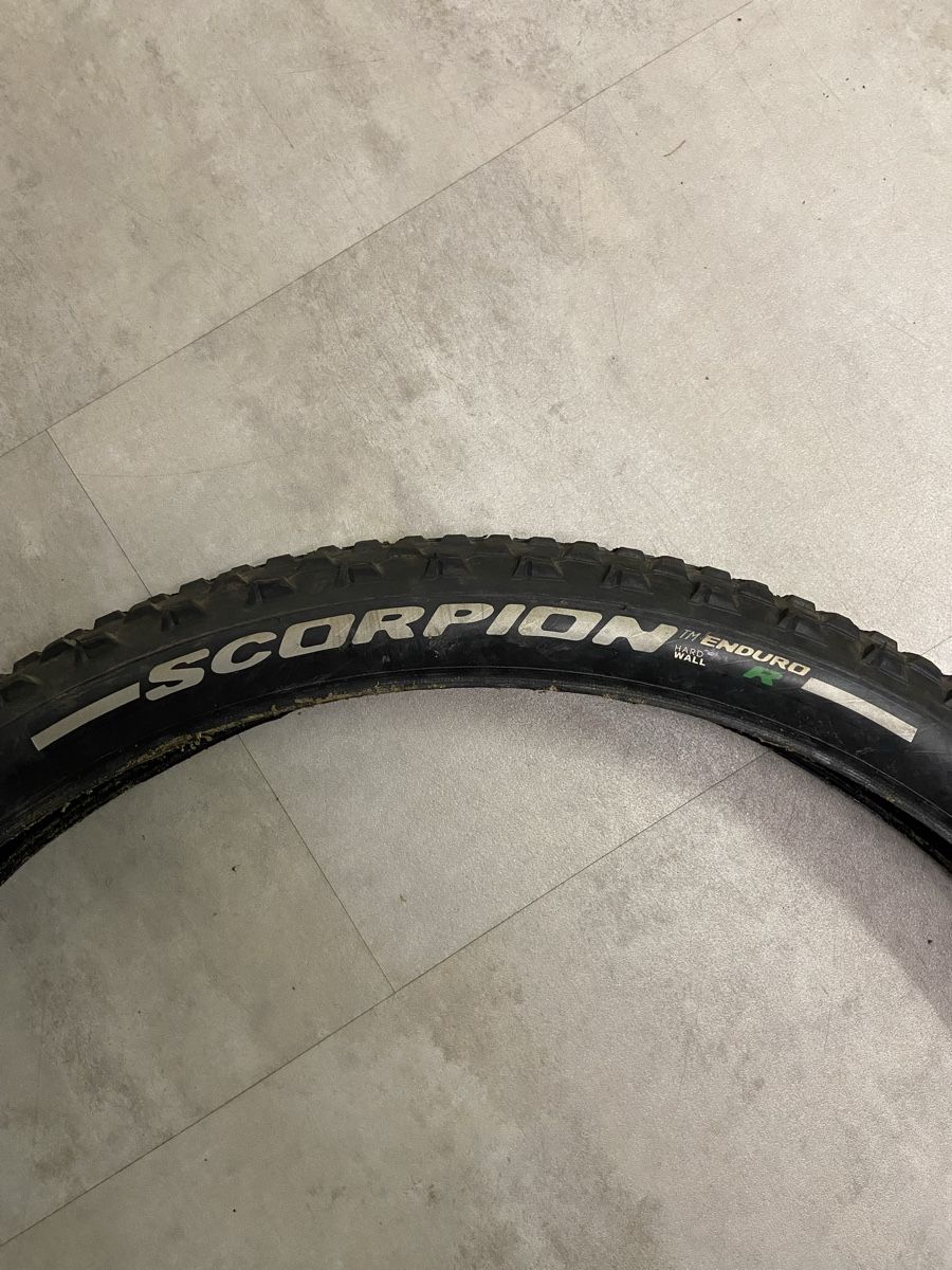 Pirelli Pneumatici & Ruote complete: Pirelli Scorpion Enduro R, 29x2.6 - neu – Nuovo (secondo la descrizione) da Naters venduto da sim_ll77
