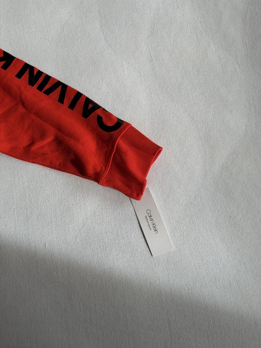 Calvin Klein Maglioni & Felpe: Calvin Klein Performance Red Hoodie – Nuovo (secondo la descrizione) da Uster venduto da b_b96 3