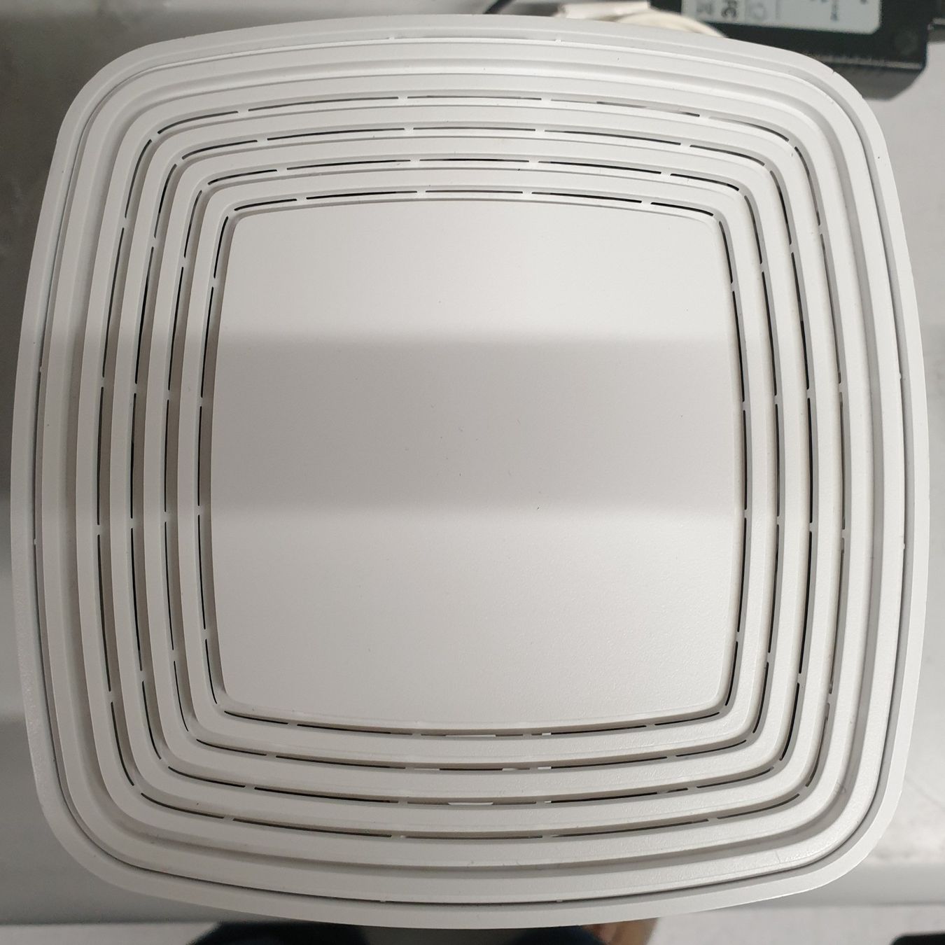 Sunrise Modem & Router: Sunrise Internet Modem mit Wireless und Fiber Anschluss – Usato da Horw venduto da Arta20000 1