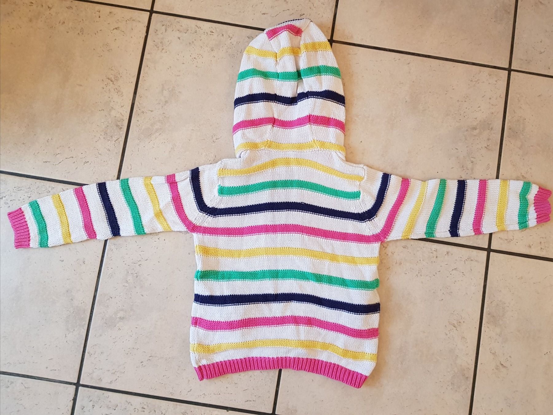 Giacche & Cappotti: Bunt gestreifte Garn-Strickjacke Gr. 104 – Usato da Staffelbach venduto da Frisco77 4