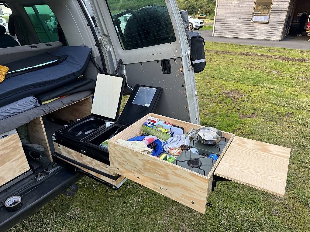 Camping Fahrzeuge: VW T4 Syncro Multivan Sperre 2.5TDI -Getriebe neu – Gebraucht aus Bern von Magazin 2