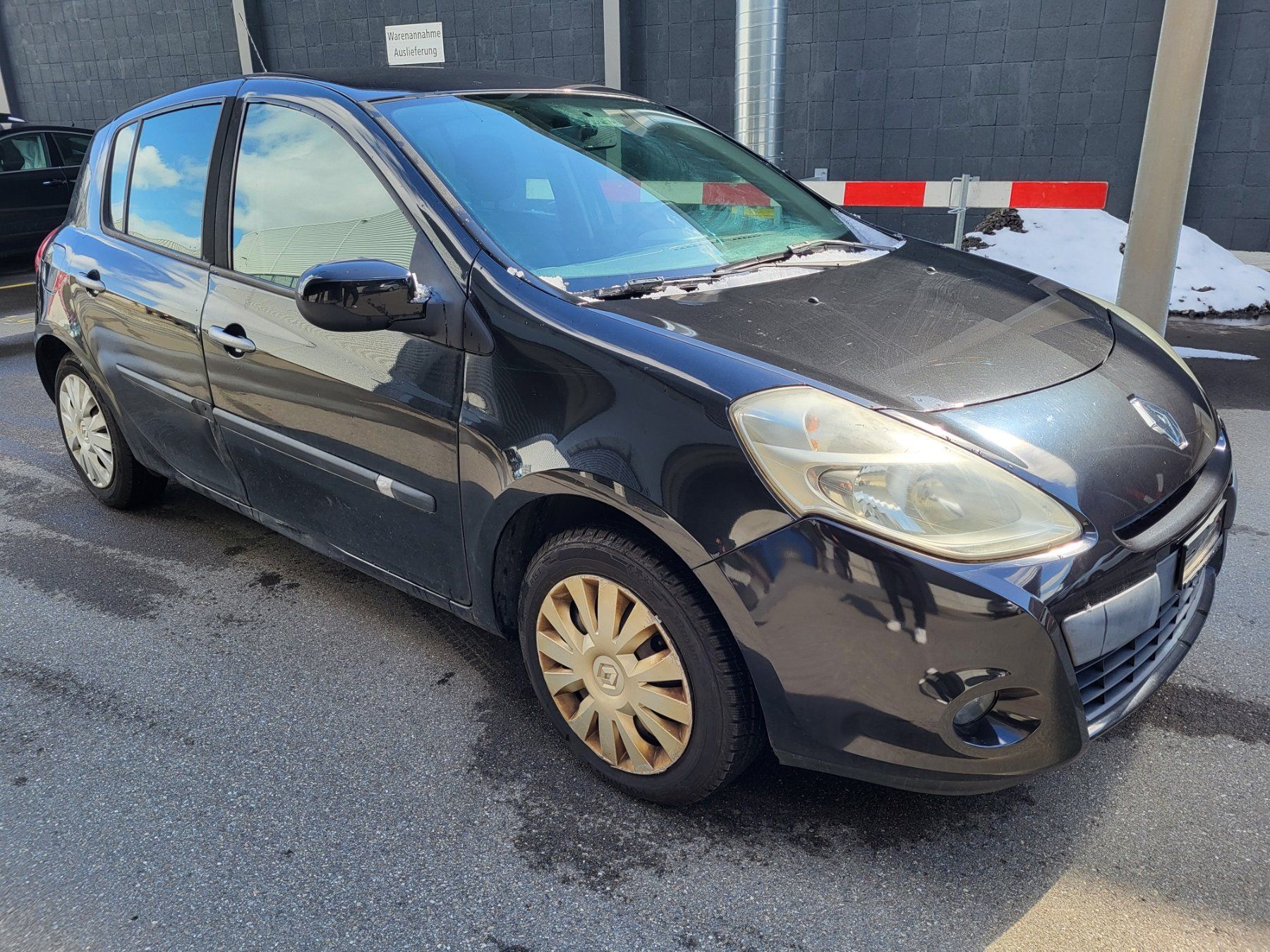 Renault Autos: Renault Clio 1.2 75PS Expression Handschalter (DD) – Gebraucht aus St. Gallen von CityAuktion 1
