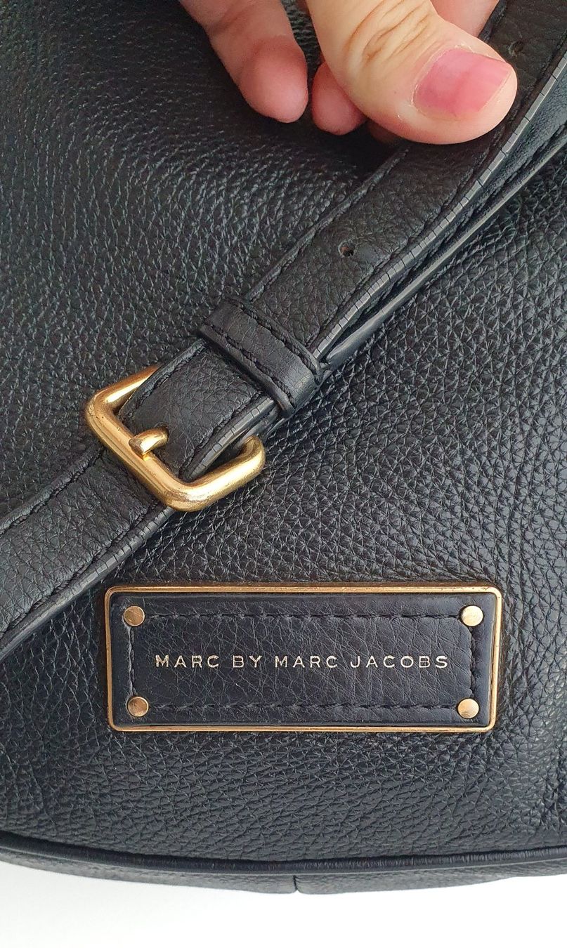 Marc Jacobs Sacs femmes: Marc Jacobs Henkel/Umhängetasche Softleder Schwarz – D'occasion à Niederteufen par Mira_72 6