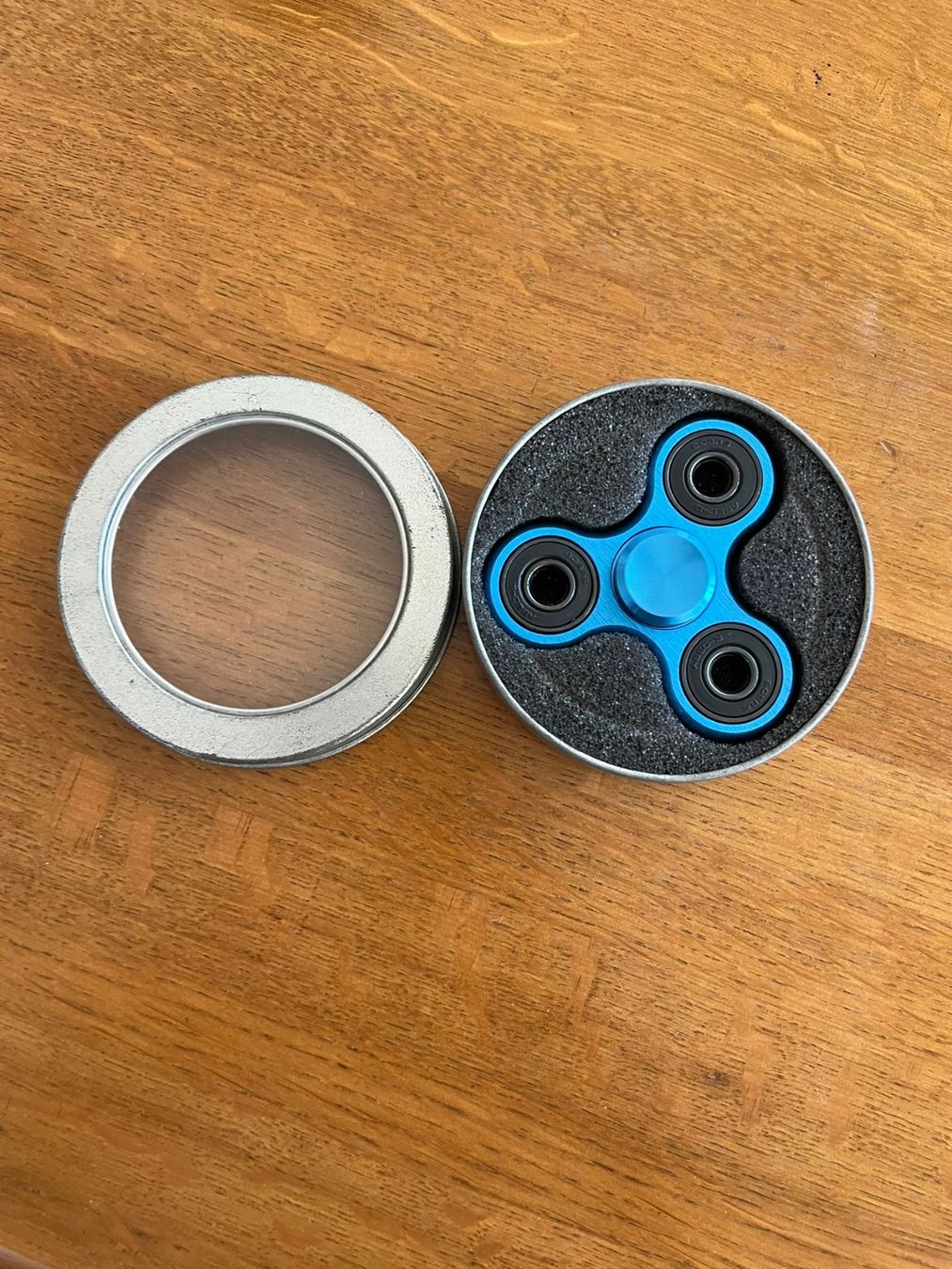 Spielzeuge: Fidget Spinner blau – Neu (gemäss Beschreibung) aus Hettlingen von lou_c27x 1