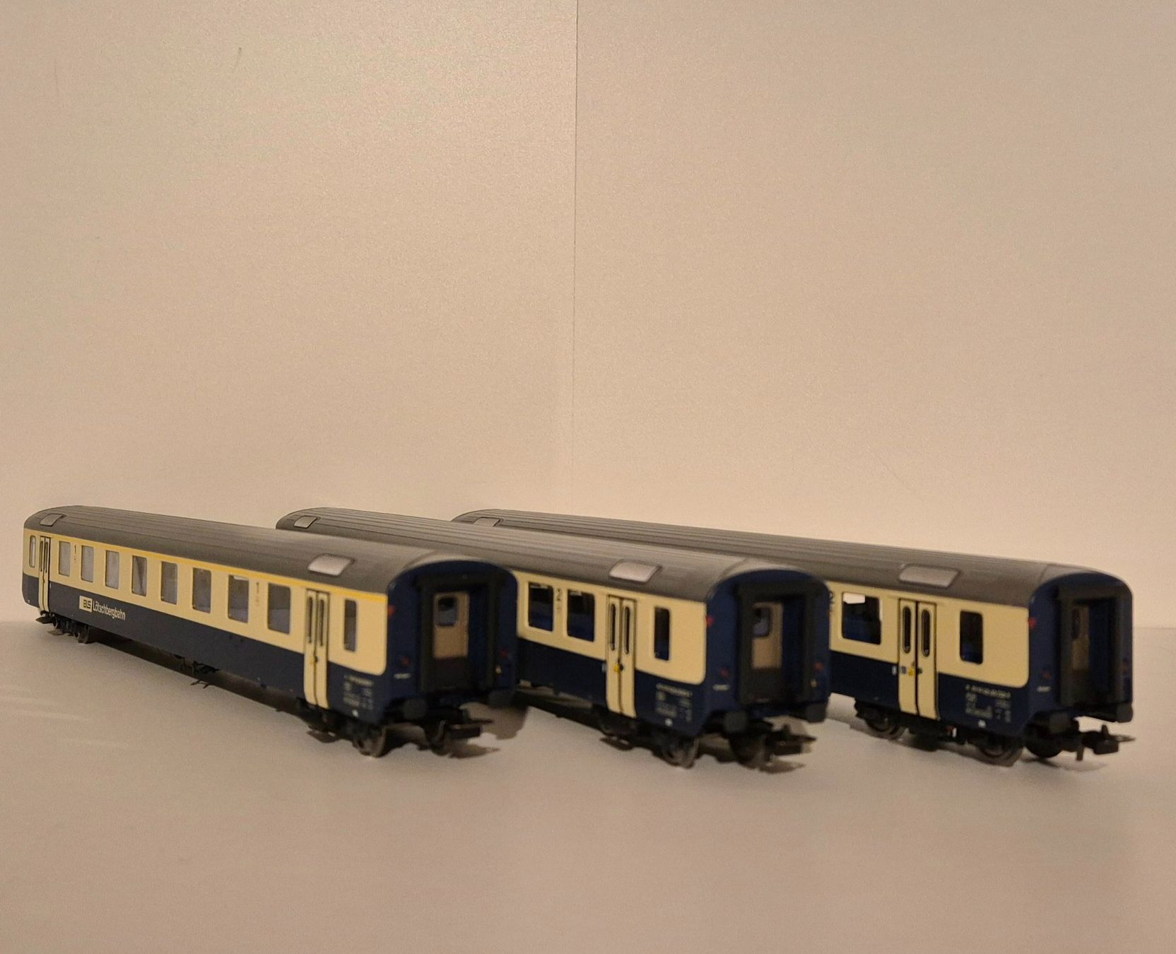 Piko Modelleisenbahnen: Piko 3er Set BLS EW I – Neu (gemäss Beschreibung) aus Wittenwil von ced_q8j7 6