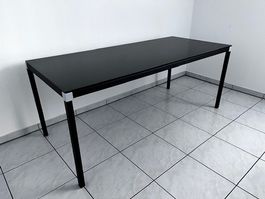 Tisch Glas massiv mit Metallgestell 🍴💻