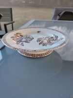 Assiette sur piedouche terre de fer Choisy le Roy