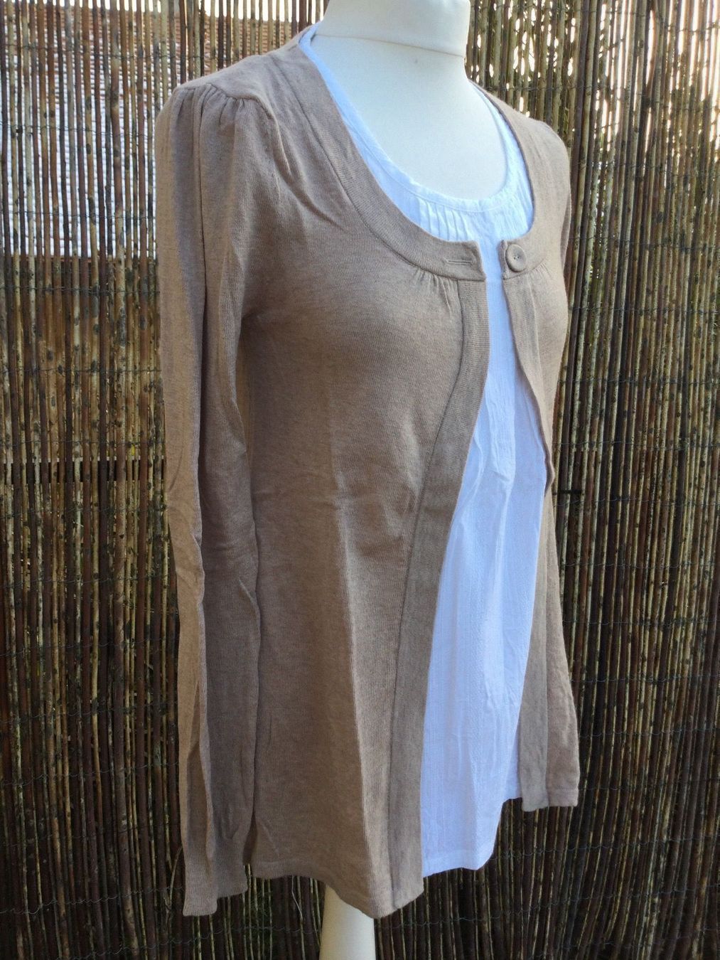 Maglioni & Felpe: Pull/Chemisier beige/blanc ELLEN AMBER, taille M – Nuovo e nell'imballaggio originale da Agiez venduto da chouchanelle 3