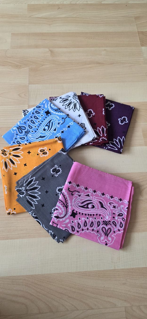 Foulards & écharpes: scarf – Neuf (Voir description) à Chur par ACE18