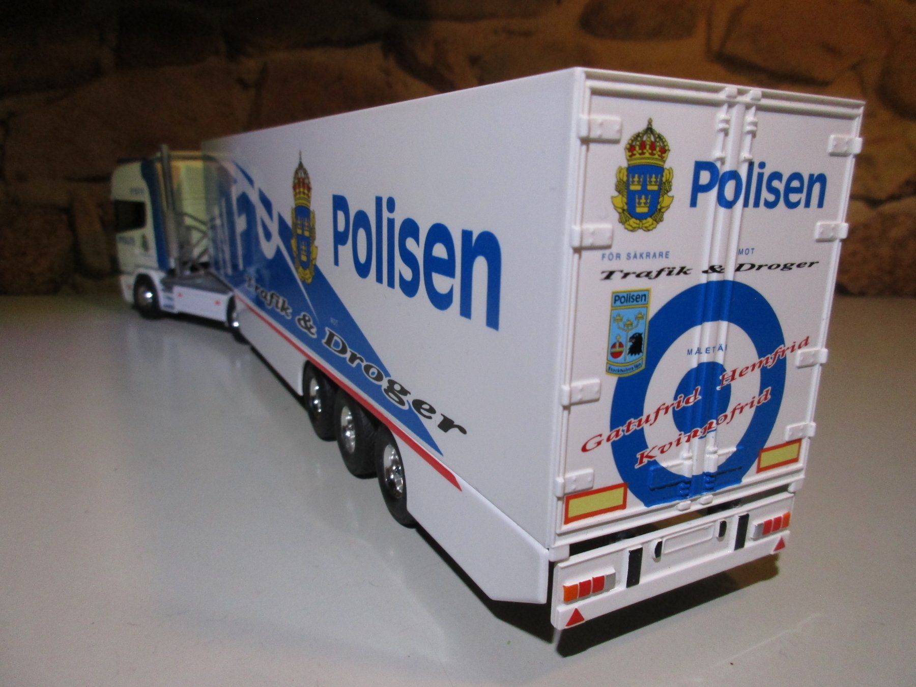 Tekno Kit di modellismo & Modellini statici: Tekno  1:50  Scania 144    Polizei – Usato da Ennetmoos venduto da Truckdiver 4