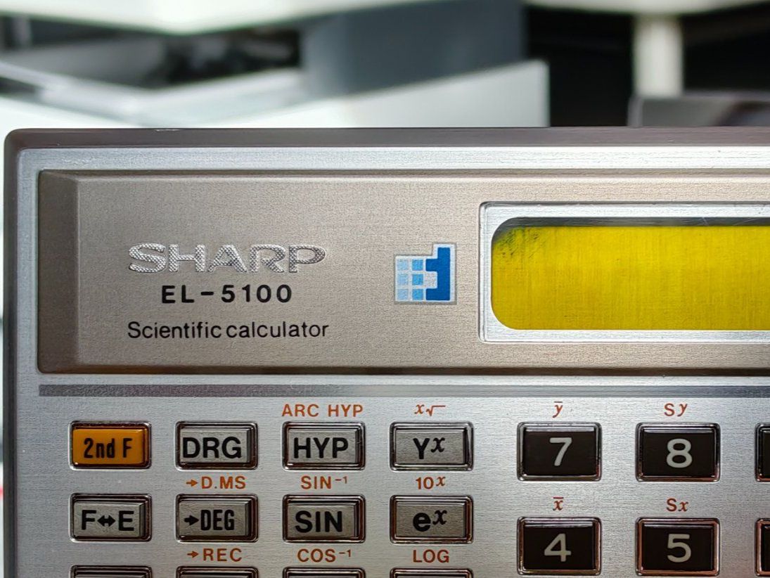 Sharp Calcolatrici tascabili: Sharp EL-5100 Scientific Calulator – Usato da Wettingen venduto da Sheriff9 3
