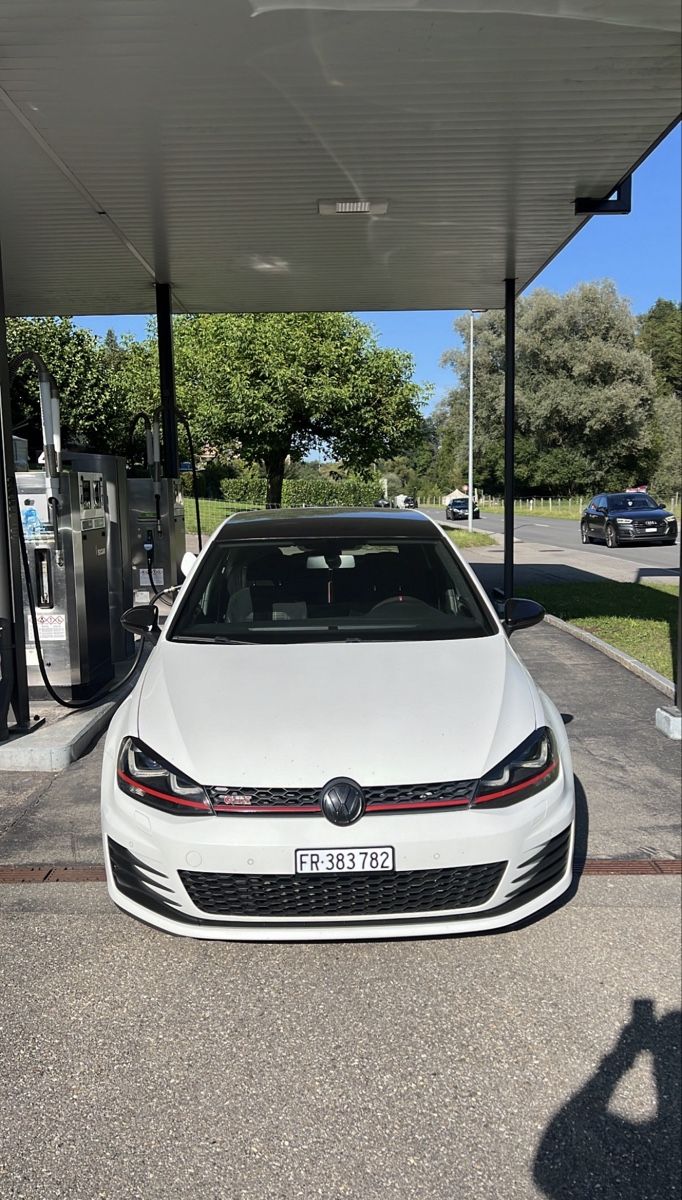 VW Autos: Vw golf 7 gtd – Gebraucht aus Wünnewil von leo_lk2j