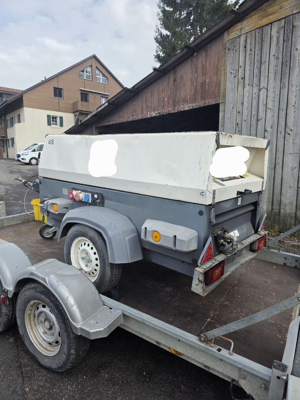 Atlas Copco Compressori: Atlas Copco XAS67DD – Usato da Froideville venduto da Iseki1910 1