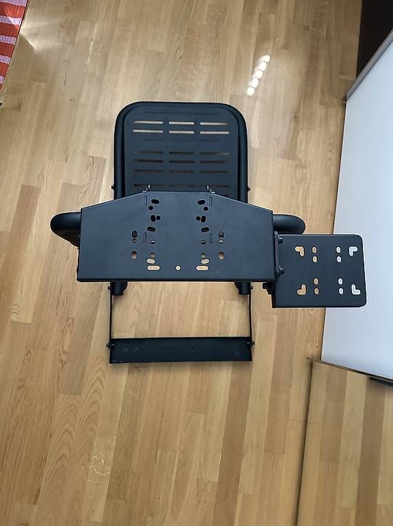 Controller: Next Level Racing Wheel Stand Lite 2.0  Sim Racing – Usato da Rüti ZH venduto da no4K 2