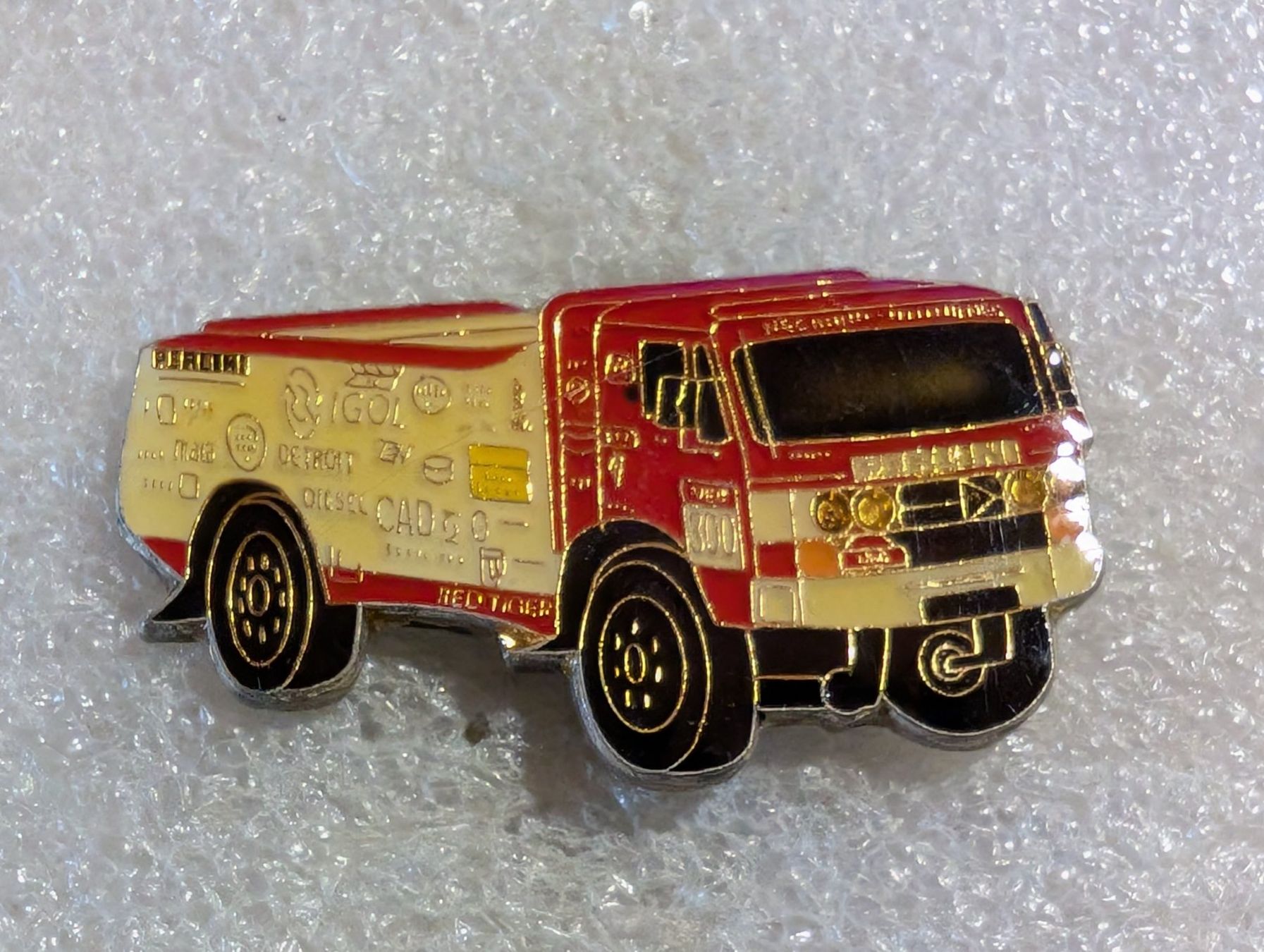 Placchette & Badge: Ansteckpin 162: Feuerwehr LKW – Usato da Oppligen venduto da Pin-Fall-Shop
