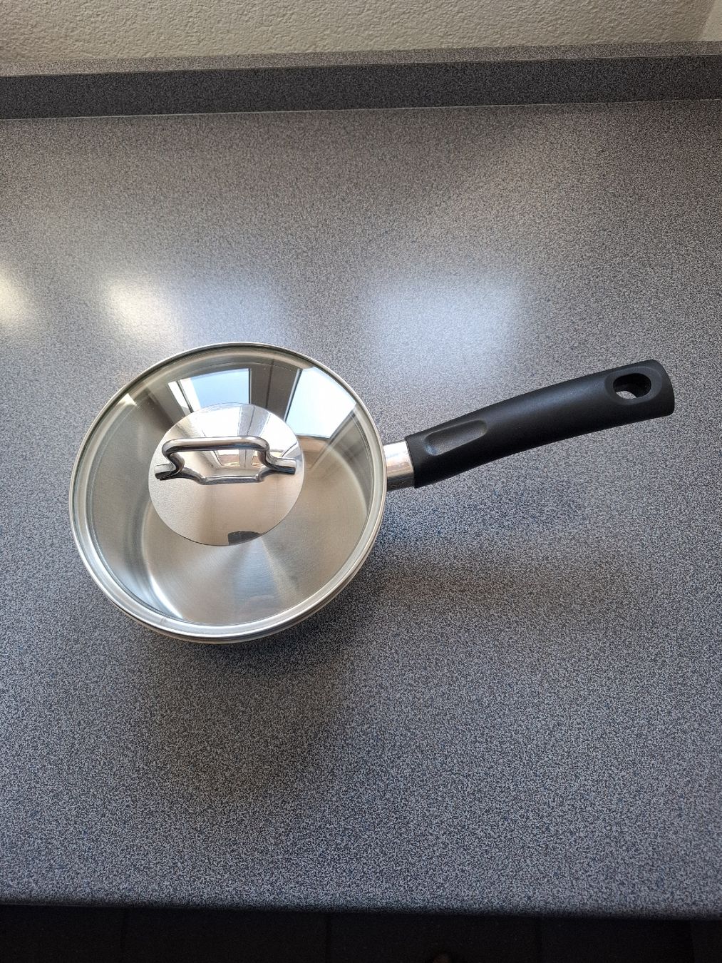 Migros Padelle: Topf mit Glasdeckel Migros Prima 14cm Durchmesser – Usato da Bern venduto da Madagaskarpalme 1