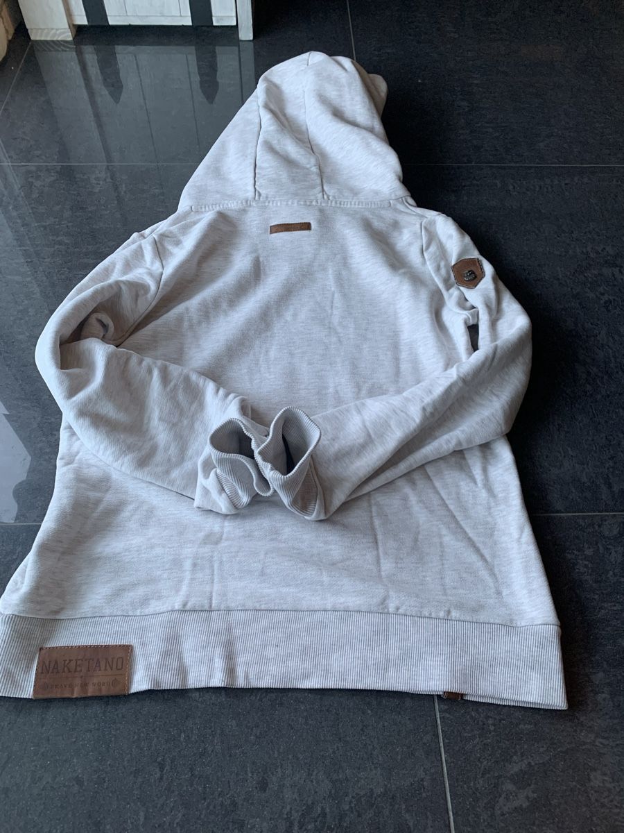 Naketano Pulls & Sweat-shirts: Naketano Kapuzzenpulover – D'occasion à Bergdietikon par zor_856j 3