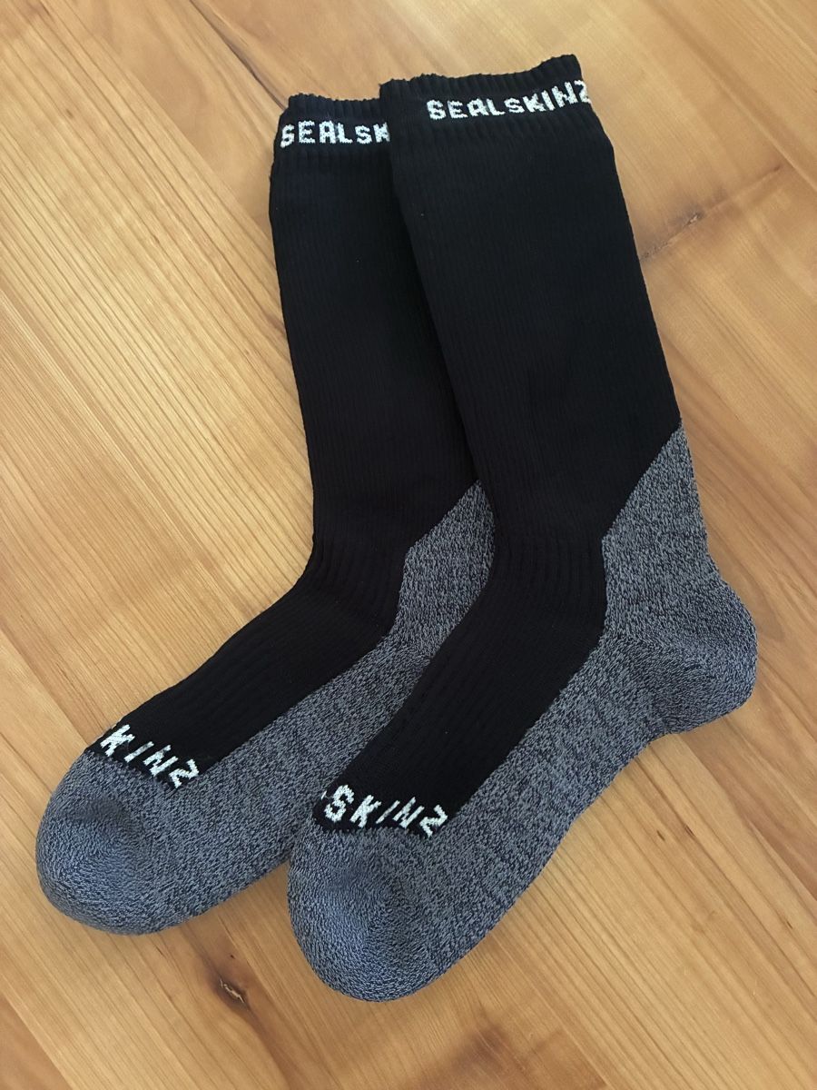 Socken: Wasserdichte Socken – Neu (gemäss Beschreibung) aus Langnau am Albis von Ironnonno