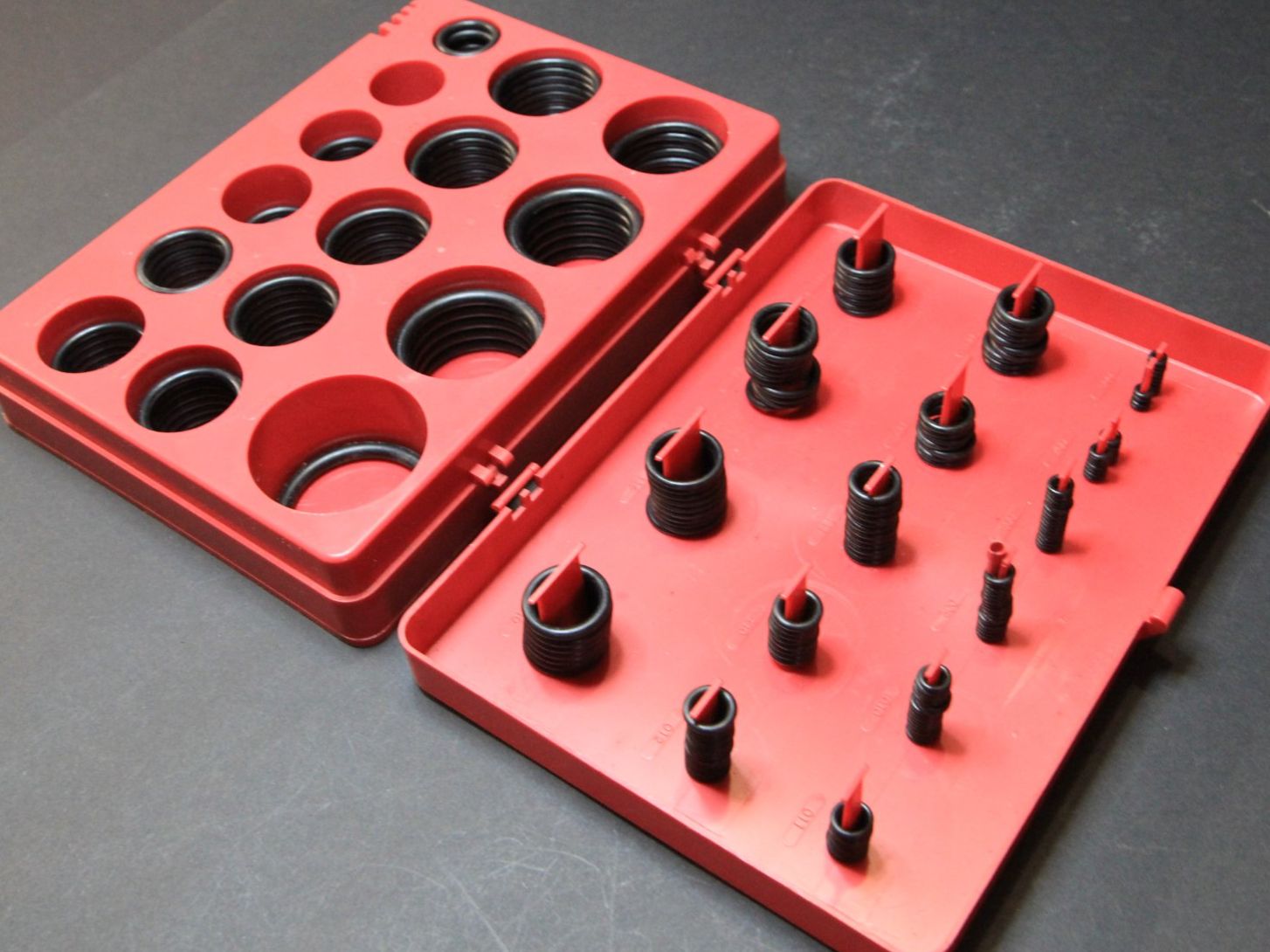 Tutti gli attrezzi: Nitril O-Ring Sortiment, in Kunststoffbox, noch gut befüllt – Nuovo (secondo la descrizione) da Hölstein venduto da Kraftpaket 2